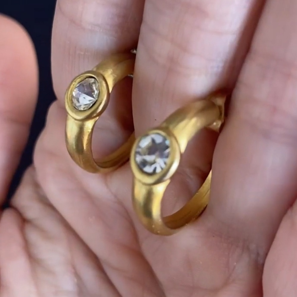 Vintage Gold Tone Crystal Hoop Earrings Huggie Bezel Set Minimalist Jewelry - Picture 6 of 8